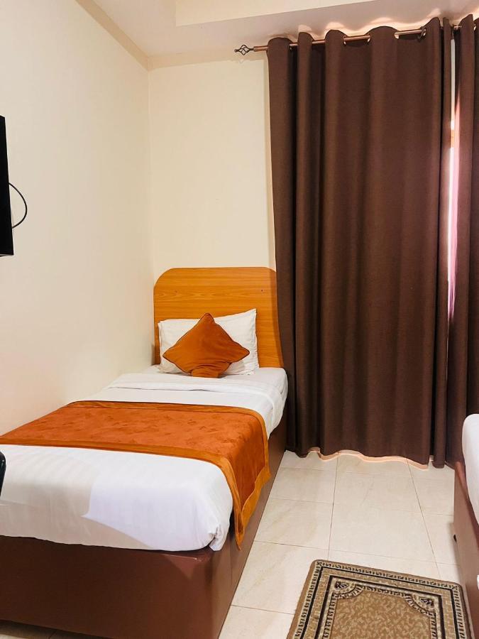 Marhaba Deira Hotel Dubai Bagian luar foto