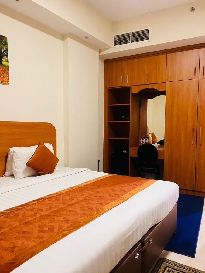 Marhaba Deira Hotel Dubai Bagian luar foto